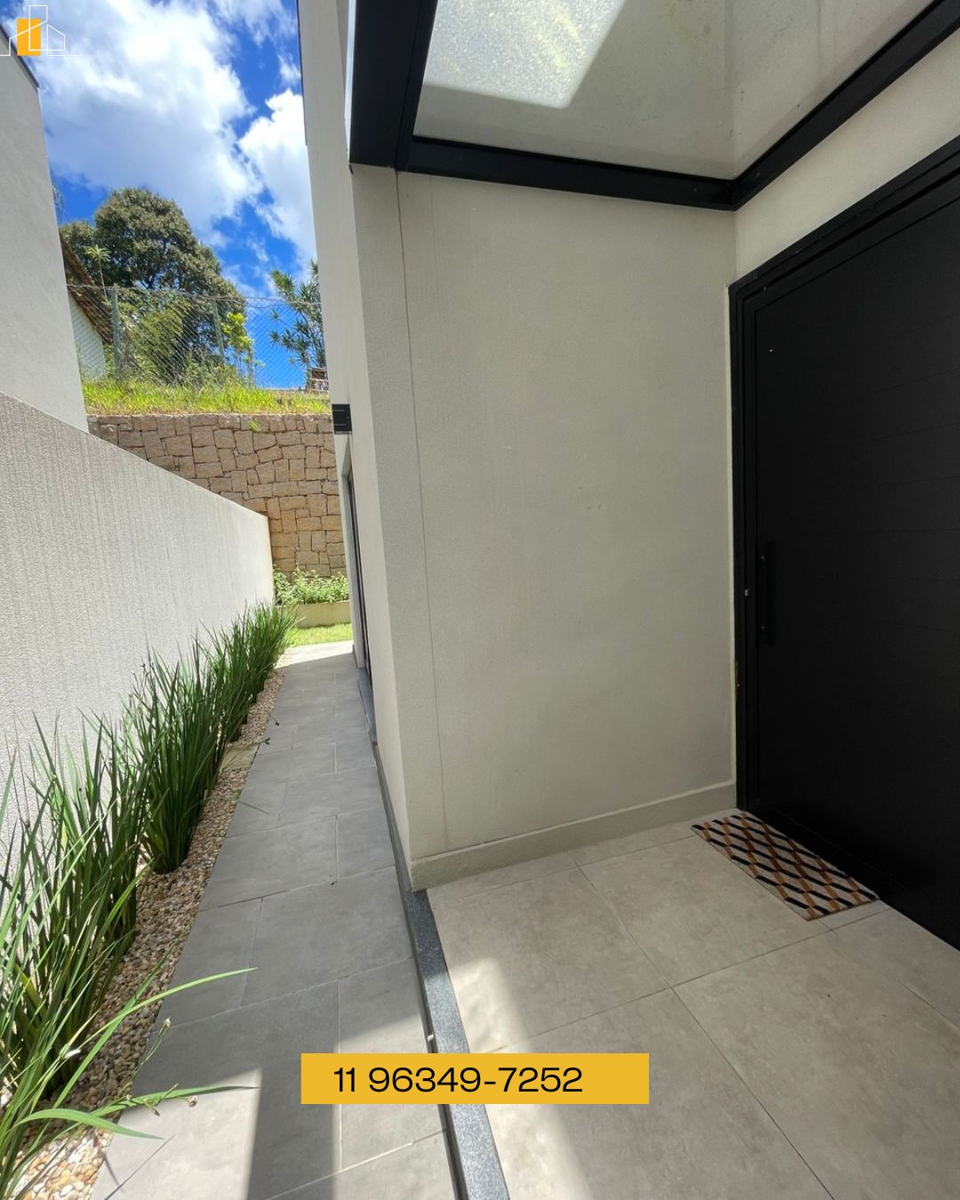 CASA EM CONDOMINIO MOBILADA  CONDOMINIO VUE 26 ATIBAIA