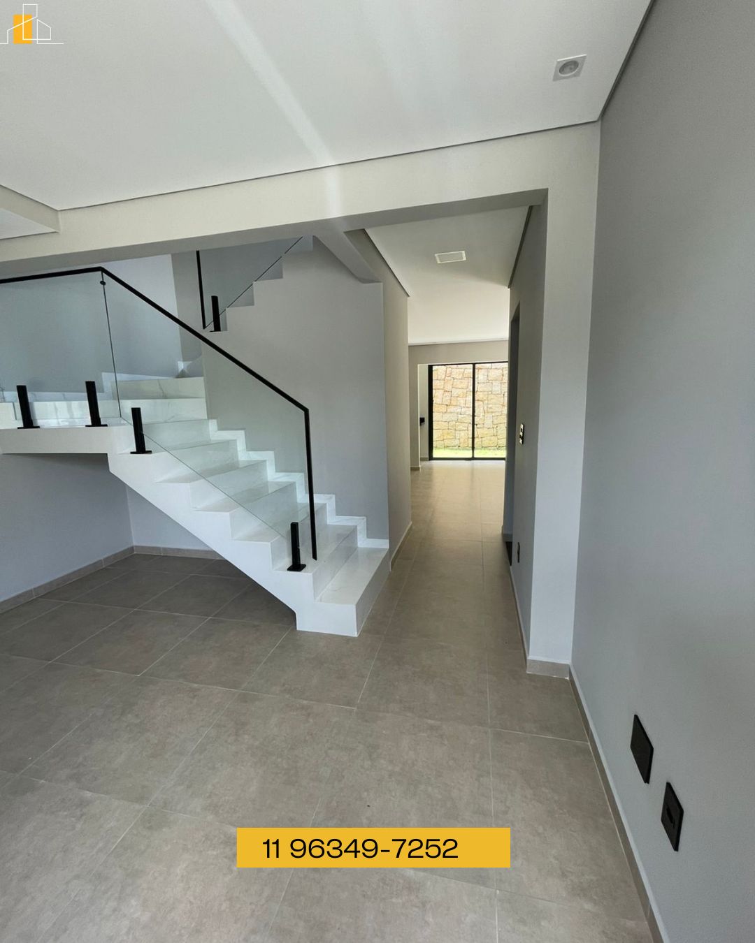 CASA EM   CONDOMINIO VUE 26 ATIBAIA