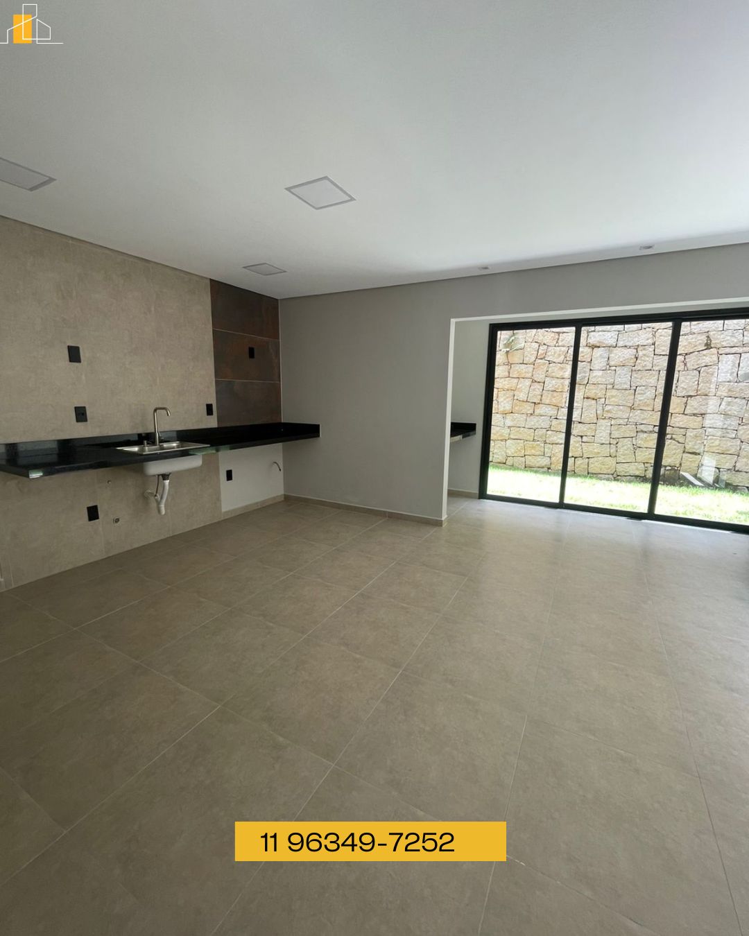 CASA EM   CONDOMINIO VUE 26 ATIBAIA