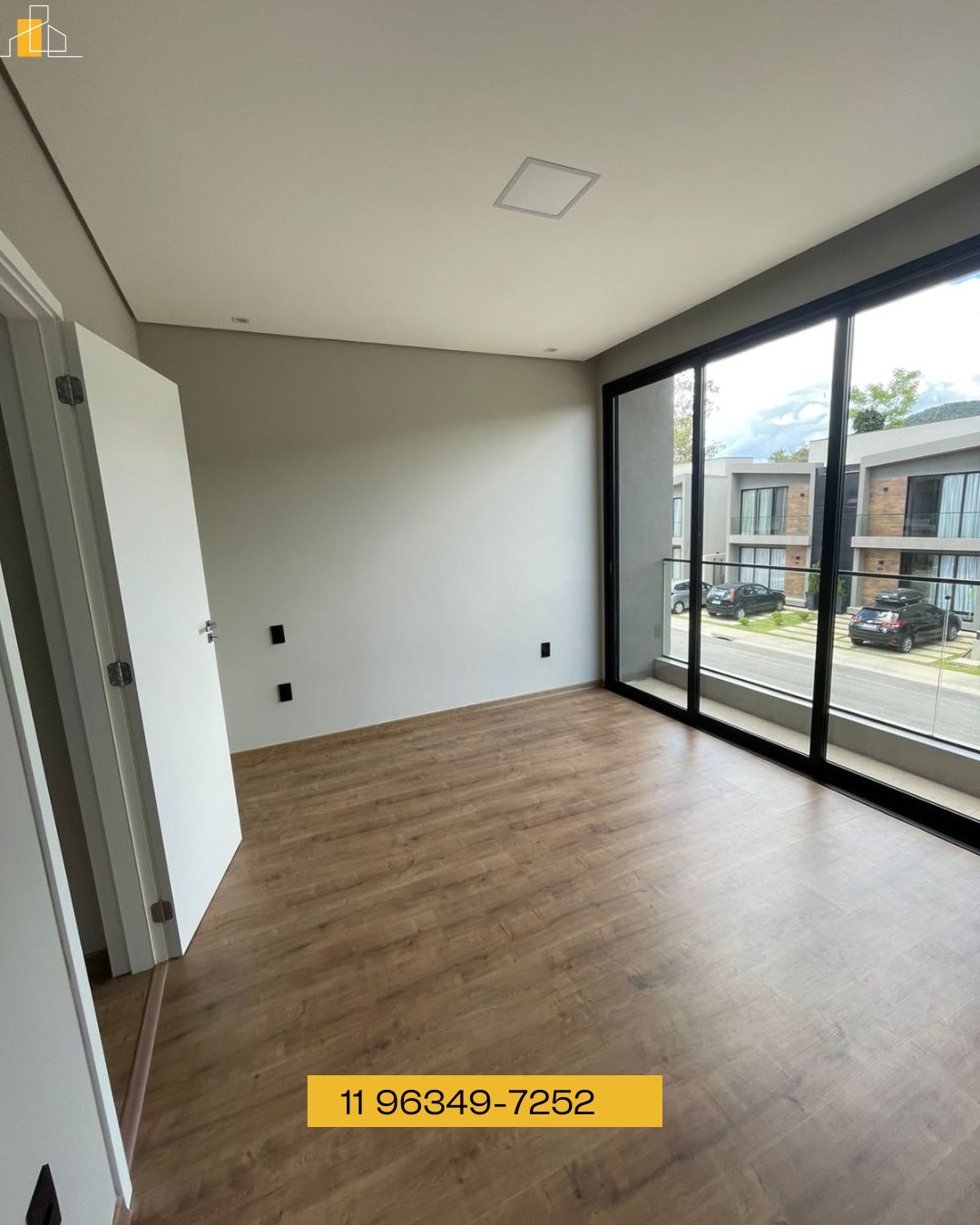 CASA EM   CONDOMINIO VUE 26 ATIBAIA