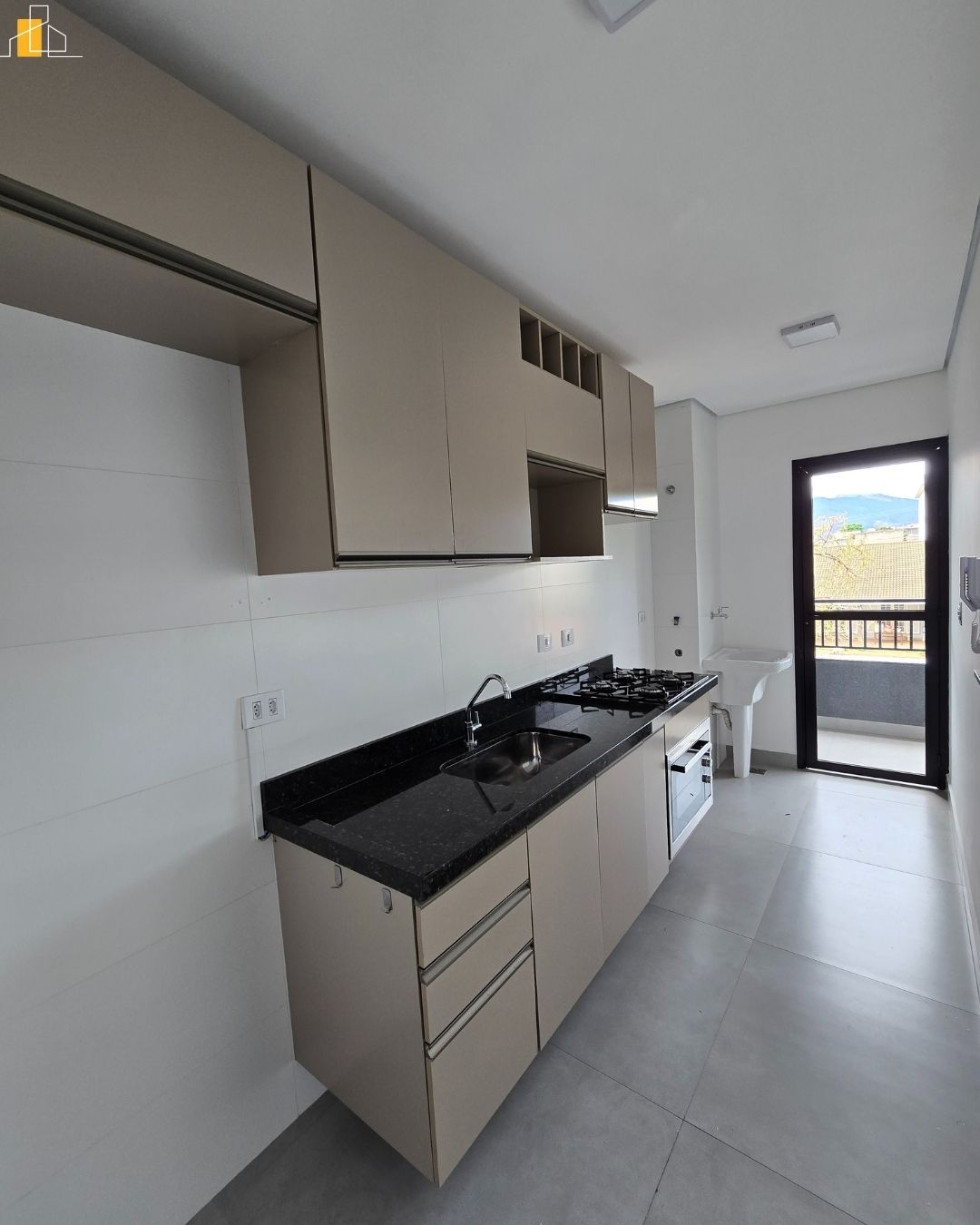 APARTAMENTO  EM SAFIRA ALVINOPOLIS