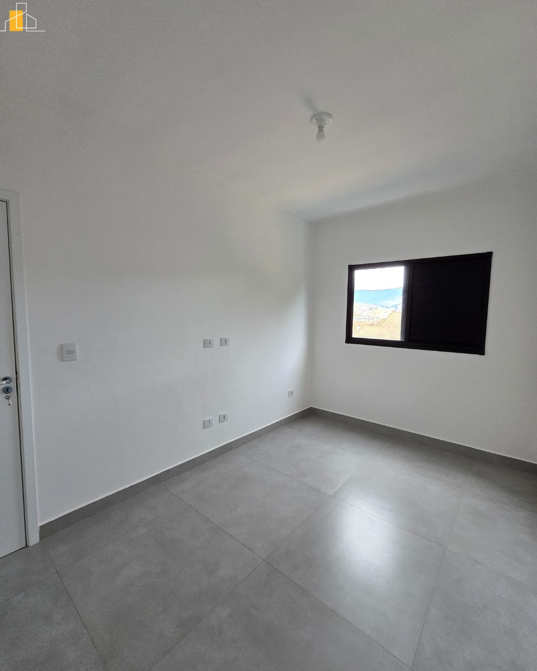 APARTAMENTO  EM SAFIRA ALVINOPOLIS