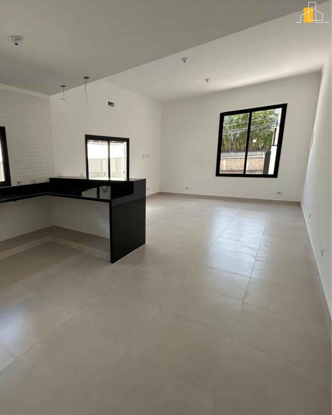 CASA TERREA  JARDIM DOS PINHEIROS ATIBAIA