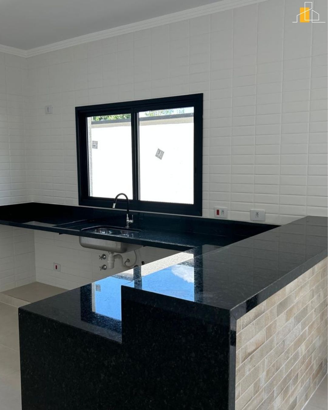 CASA TERREA  JARDIM DOS PINHEIROS ATIBAIA