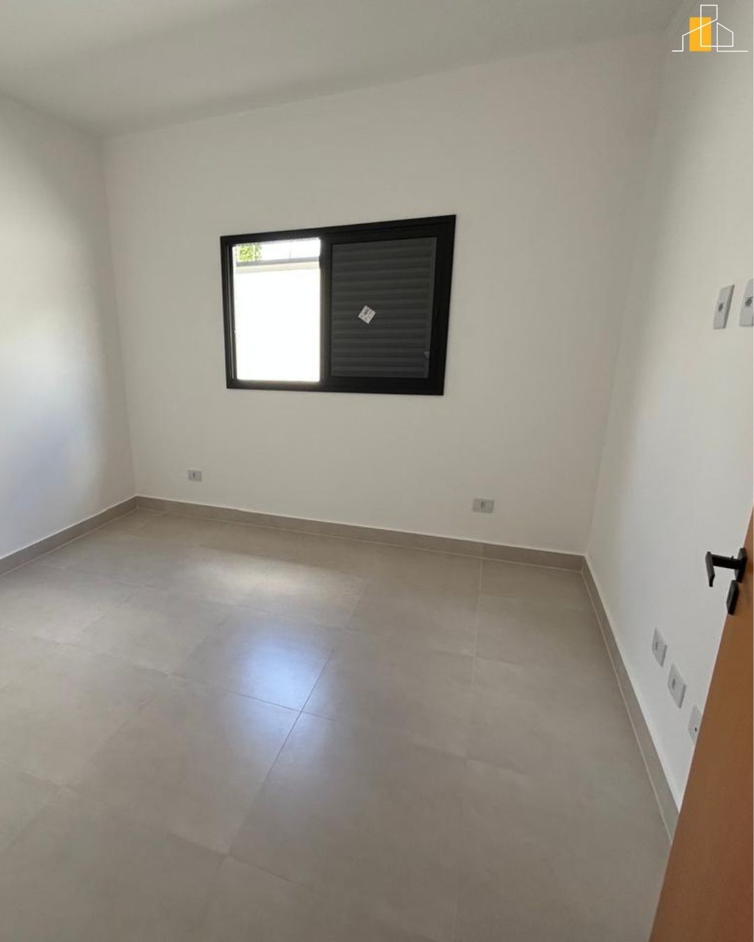 CASA TERREA  JARDIM DOS PINHEIROS ATIBAIA