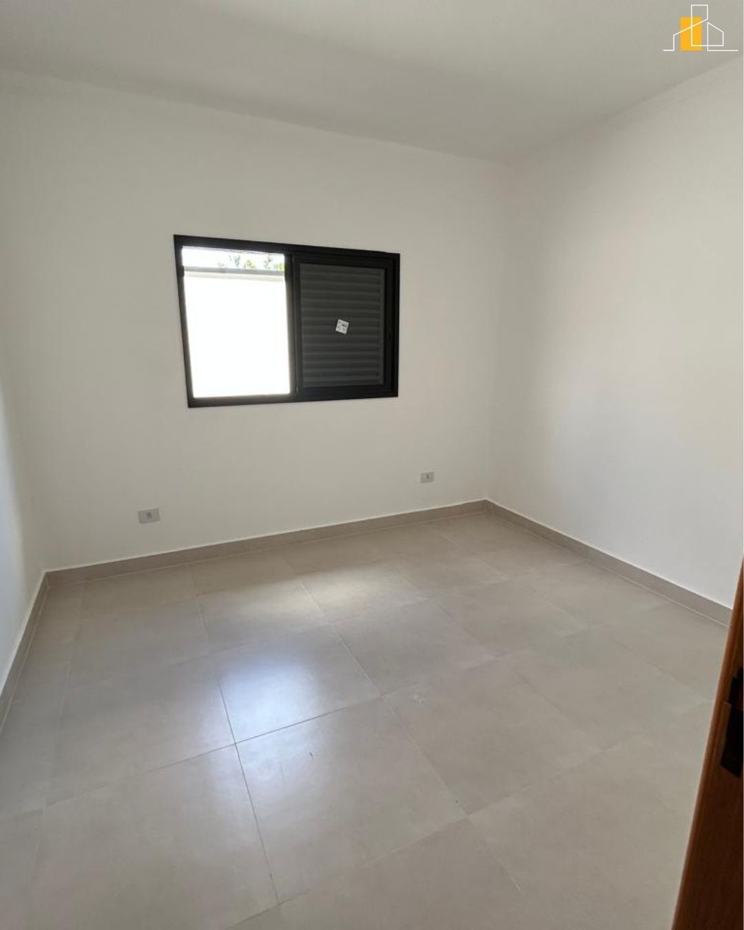 CASA TERREA  JARDIM DOS PINHEIROS ATIBAIA