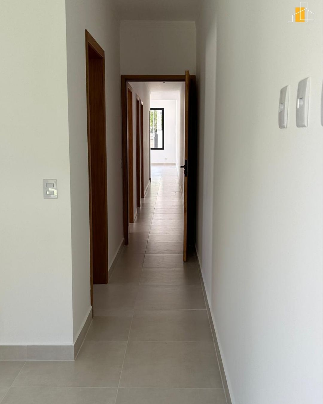 CASA TERREA  JARDIM DOS PINHEIROS ATIBAIA