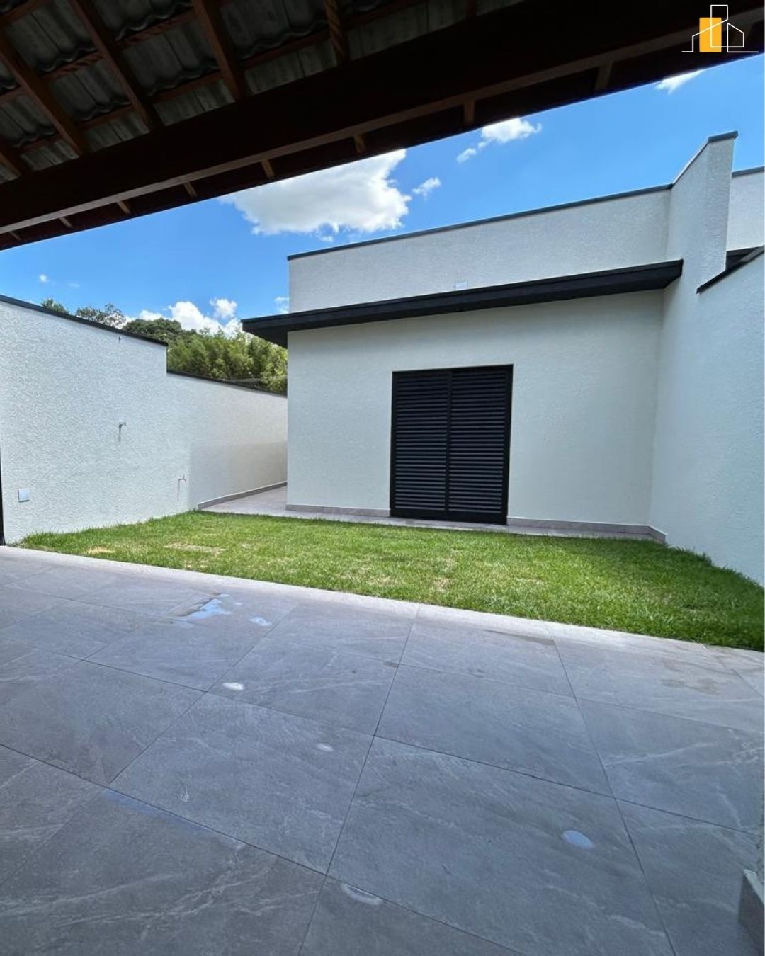 CASA TERREA  JARDIM DOS PINHEIROS ATIBAIA