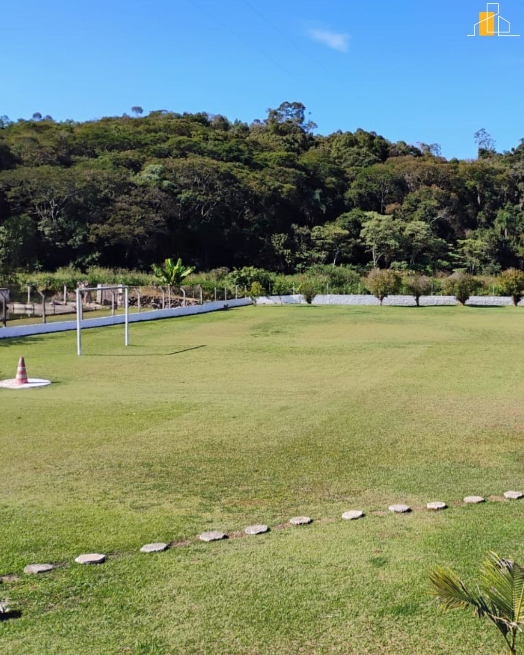 CHACARA COM LAGO EM NAZARE PAULISTA