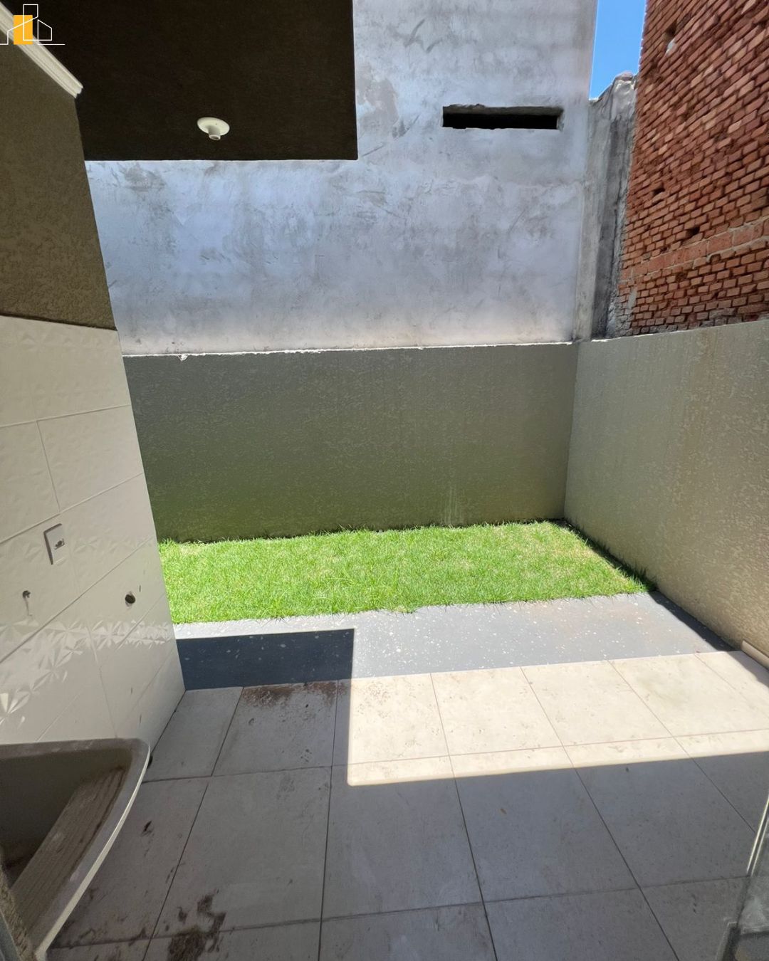 CASA TERREA EM VILA OPERARIA BJP