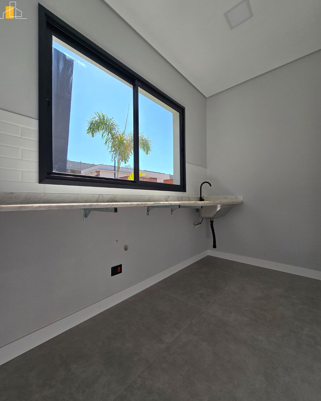 CASA EM CONDOMINIO VISTA DA SERRA