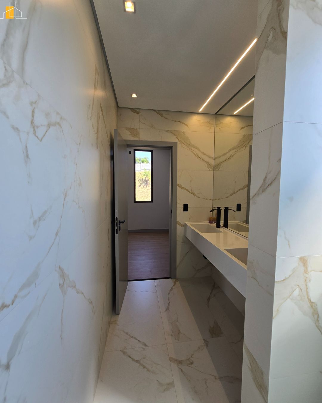 CASA EM CONDOMINIO VISTA DA SERRA