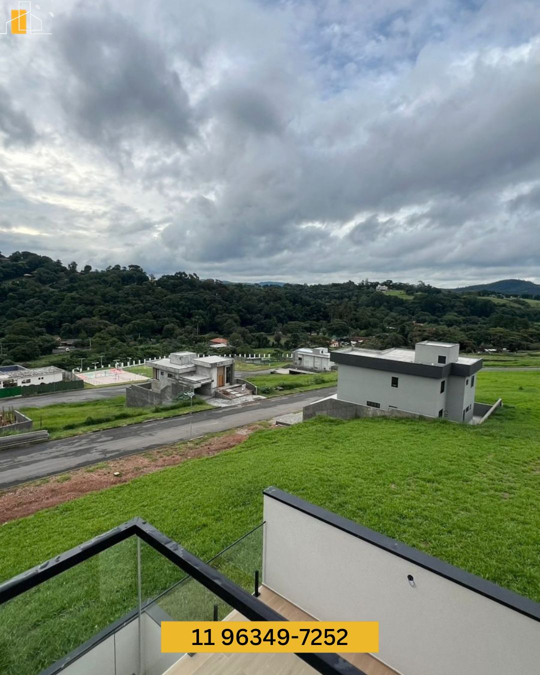 CASA EM CONDOMINIO PORTAL LAMIS ATIBAIA 1