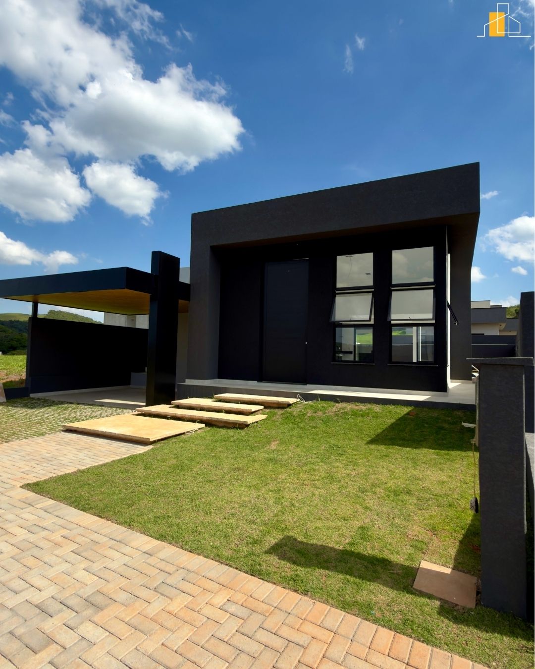 CASA A VENDA NO PORTAL LAMIS EM ATIBAIA