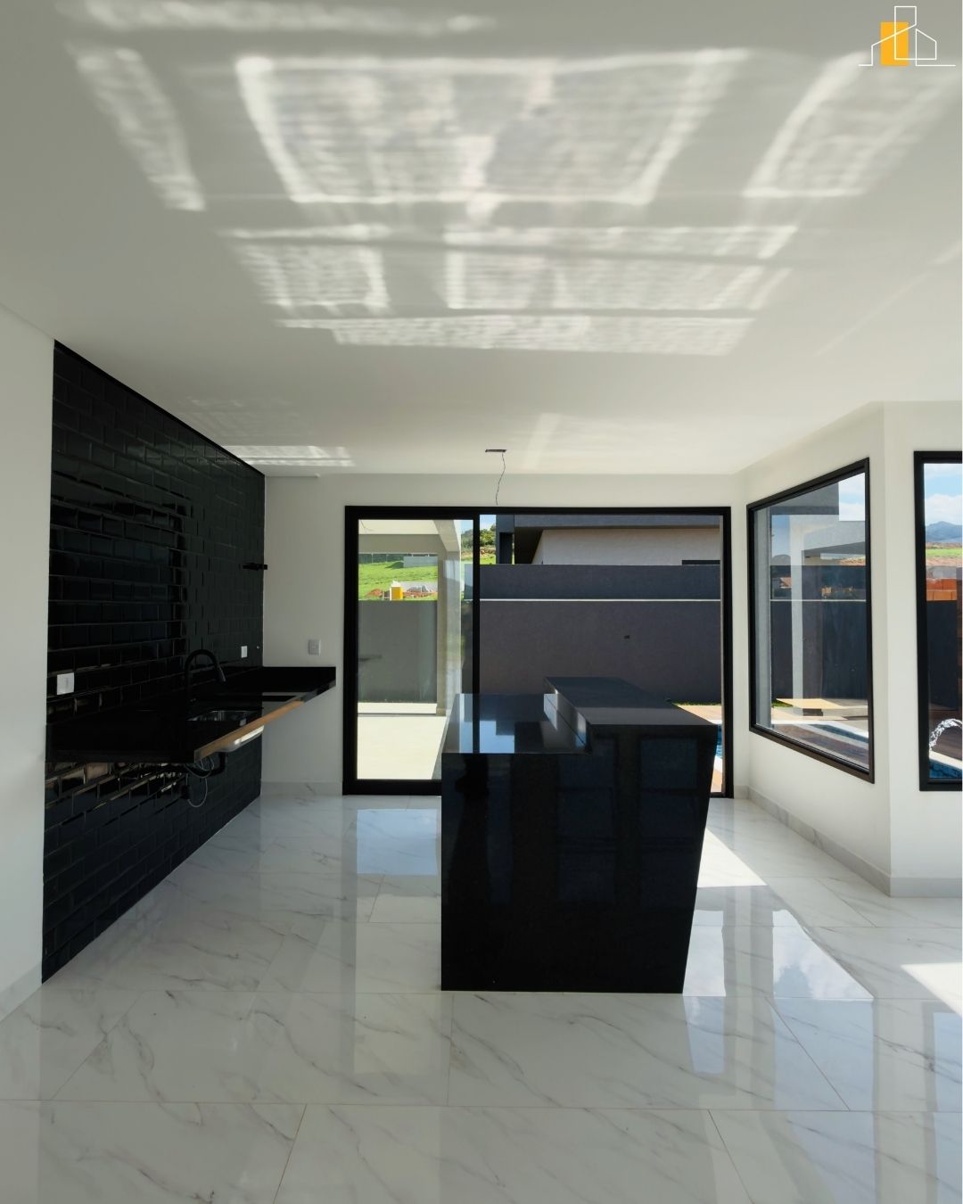 CASA A VENDA NO PORTAL LAMIS EM ATIBAIA