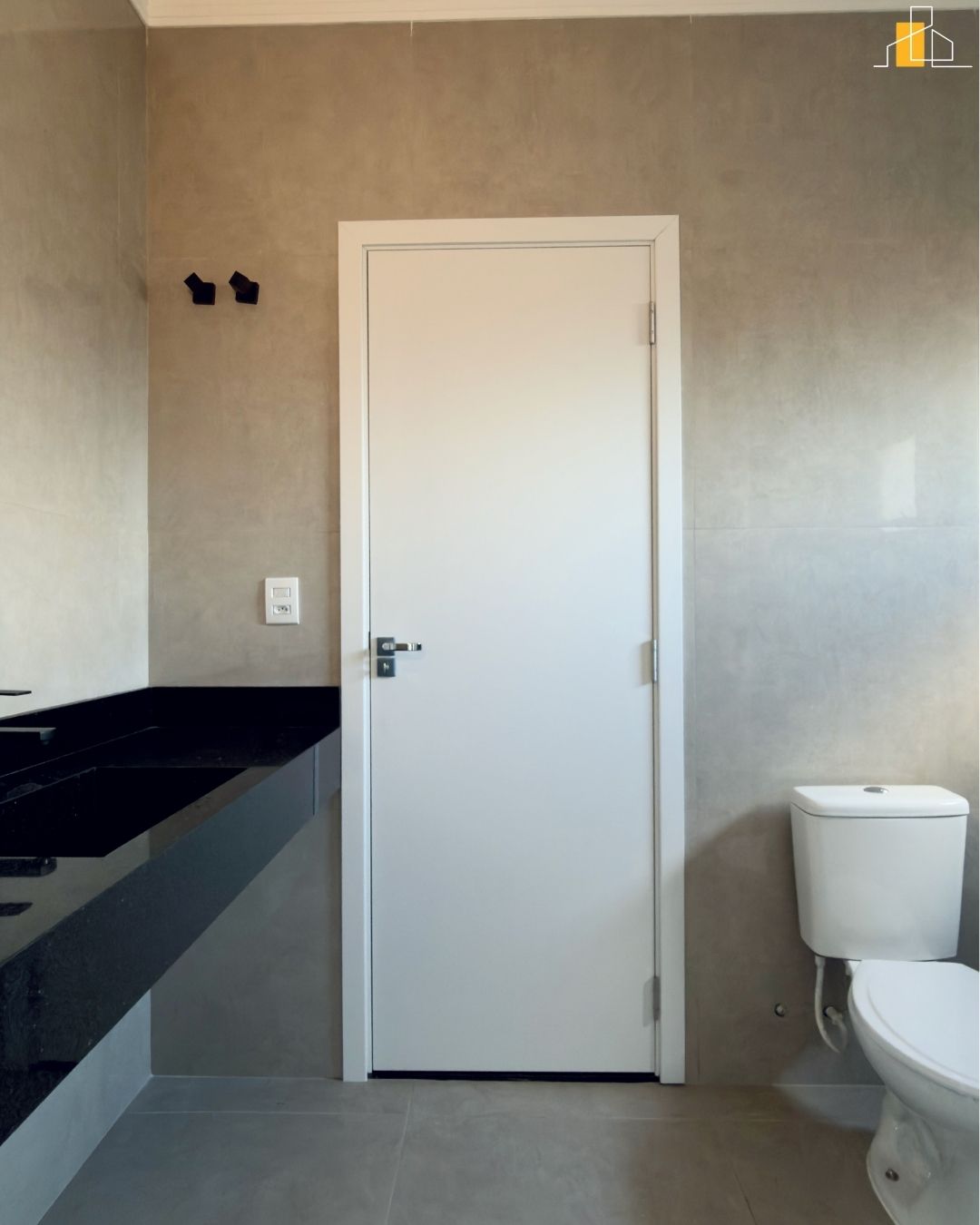 CASA A VENDA NO PORTAL LAMIS EM ATIBAIA