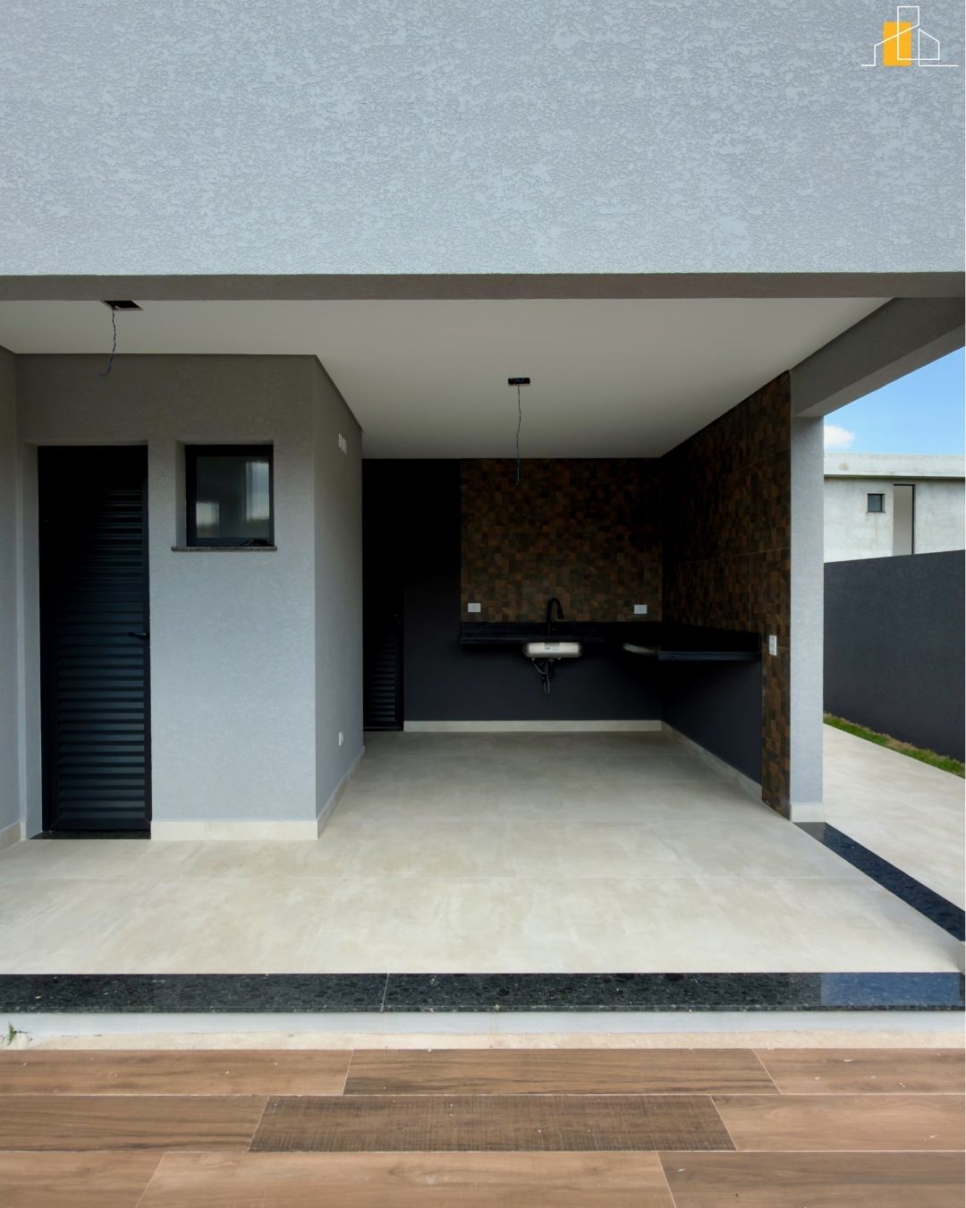 CASA A VENDA NO PORTAL LAMIS EM ATIBAIA