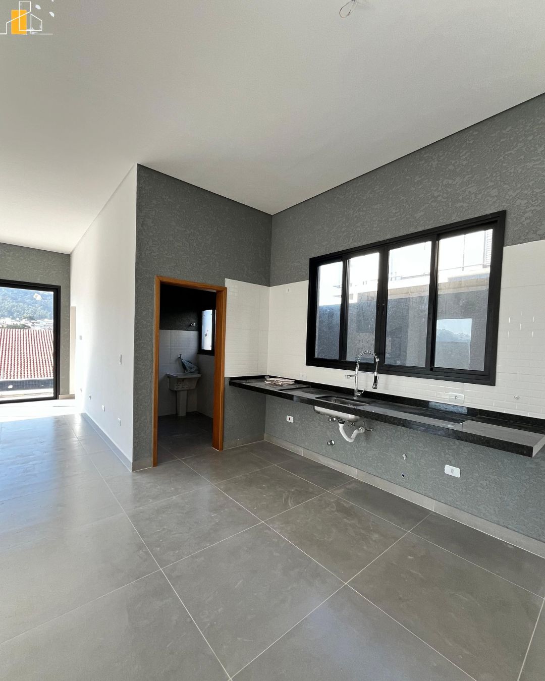 SOBRADO EM CONDOMINIO BUONA VITA GOLD EM ATIBAIA