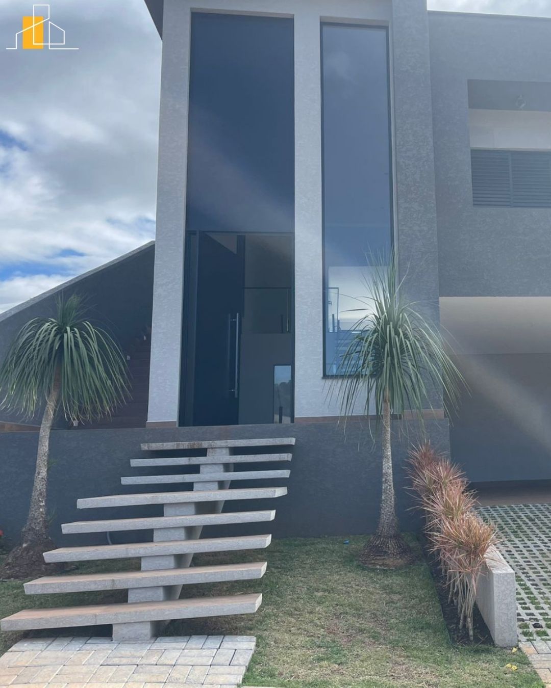 CASA EM CONDOMINIO PORTAL LAMIS ATIBAIA