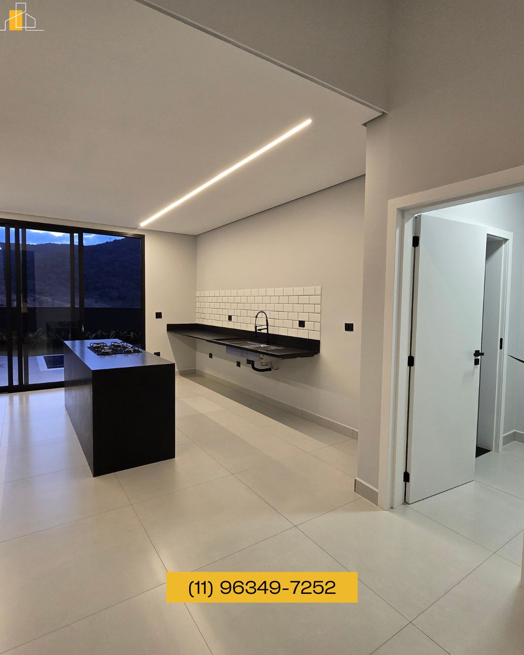 CASA EM CONDOMINIO PORTAL LAMIS AUTOMATIZA PELA ALEXA EM ATIBAIA