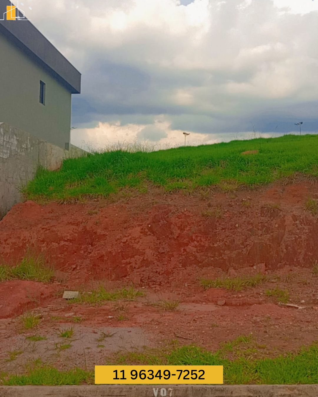 TERRENO EM PORTAL LAMIS DE 300M2  ATIBAIA V7