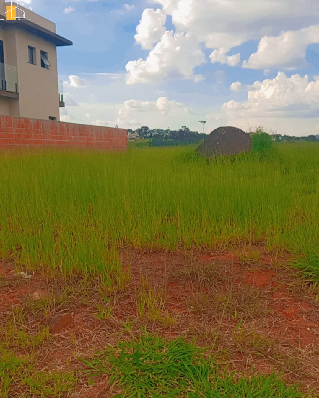 TERRENO EM PORTAL LAMIS DE 300M2  ATIBAIA T11