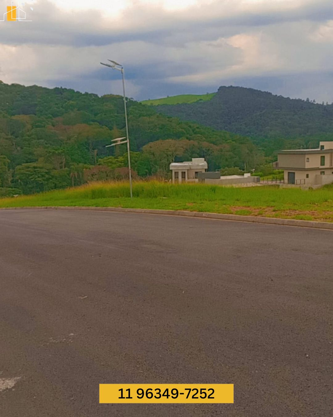 TERRENO EM PORTAL LAMIS DE 300M2  ATIBAIA T11