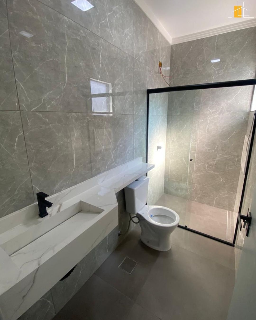 CASA TERREA NO LAMISMAR 1 EM BJP.