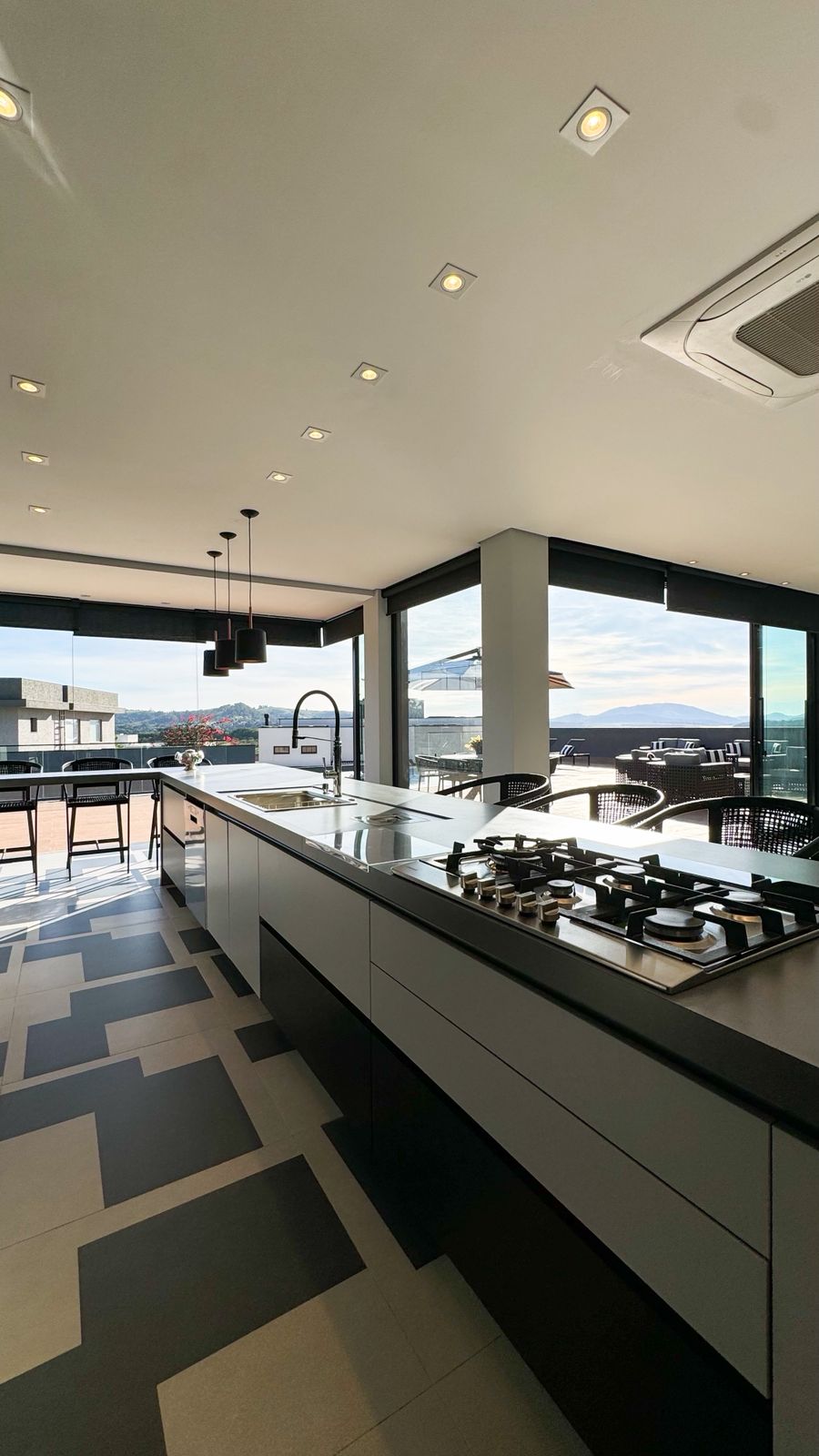 Exclusividade e Sofisticação no Condomínio Porto Laranjeiras  PiracaiaSP