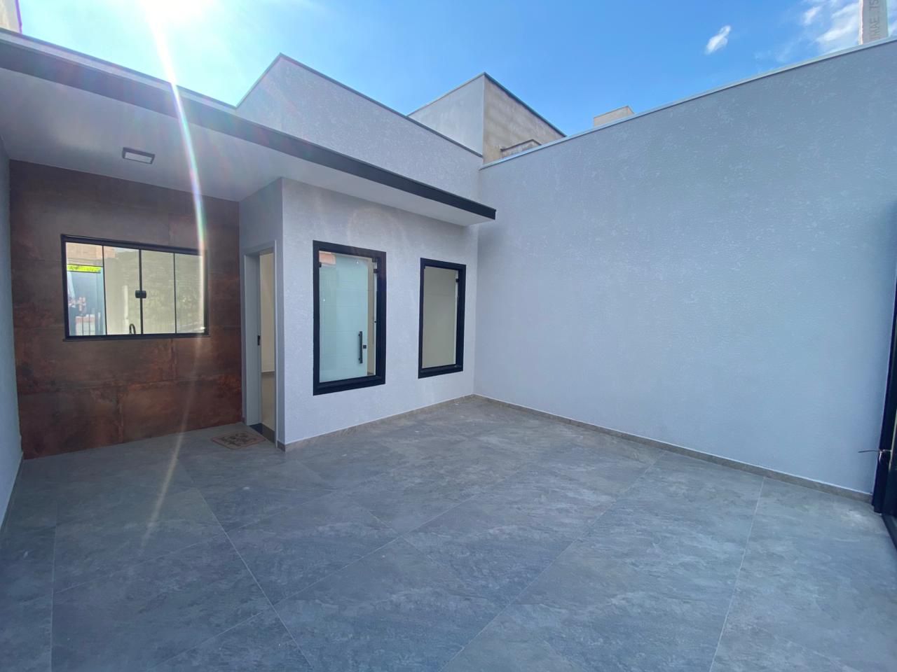  Linda Casa Térrea no Bairro Lamismar 1  Bom Jesus dos PerdõesSP