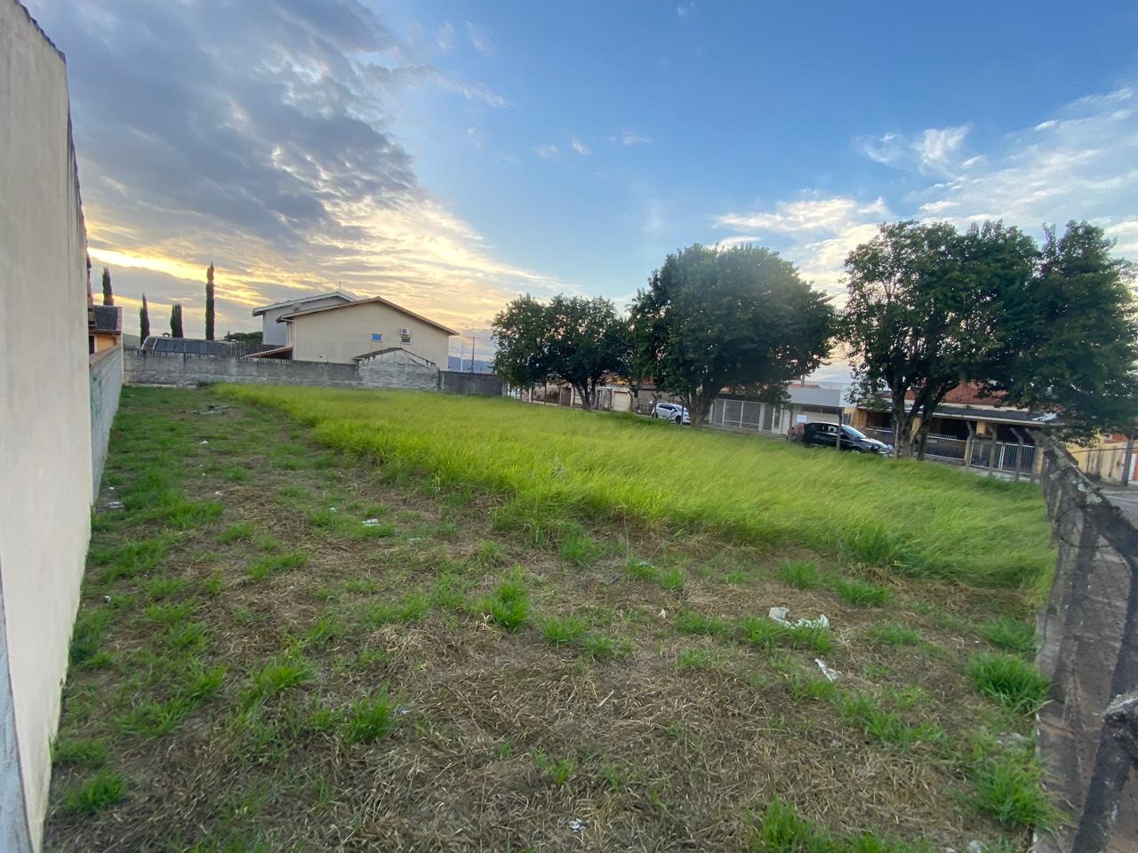 Terreno Amplo no Bairro Cidade Nova  Bom Jesus dos PerdõesSP