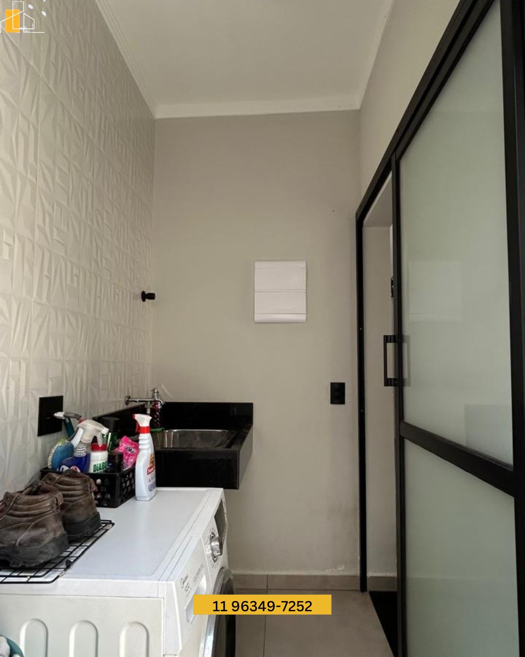 Casa Térrea Moderna à Venda em Bom Jesus dos PerdõesSP