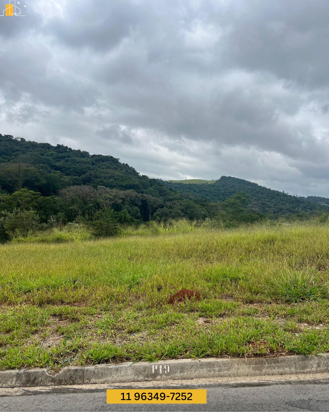 TERRENO À VENDA  CONDOMÍNIO PORTAL LAMIS P19 ATIBAIA-SP 