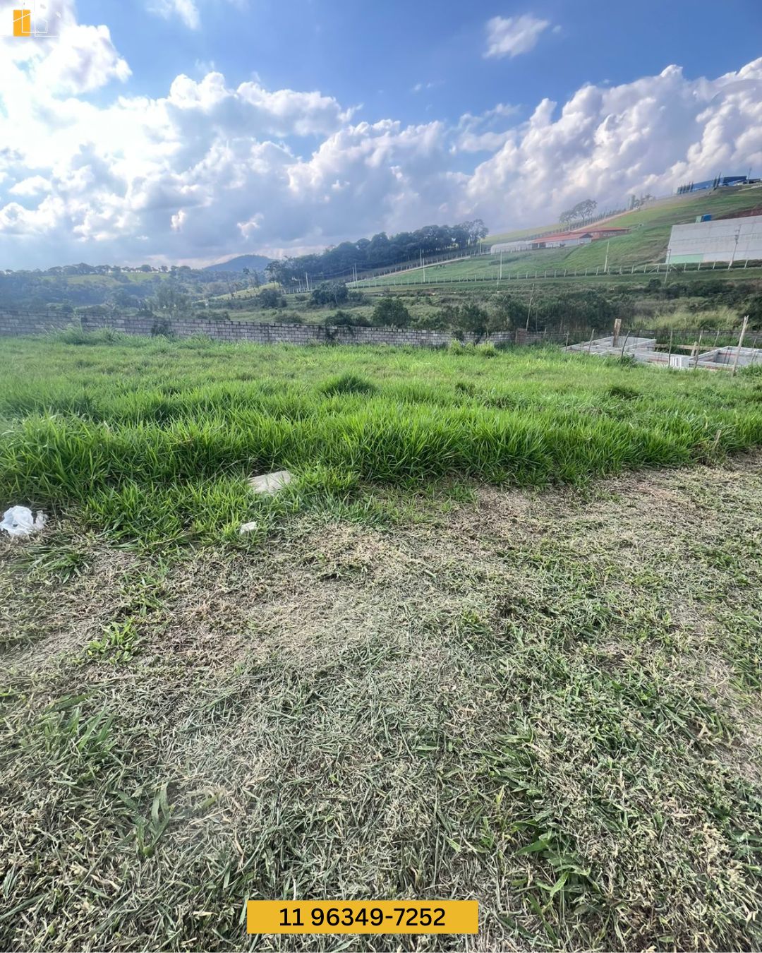 TERRENO À VENDA  CONDOMÍNIO PORTAL LAMIS U20 ATIBAIA-SP